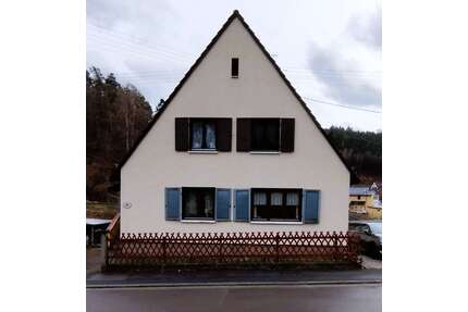 Haus zum Kaufen in Frankenstein 219.000,00 € 140 m²