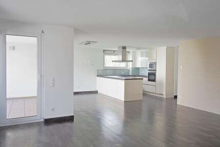 Wohnung zum Mieten in Böblingen 1.680,00 € 107 m²