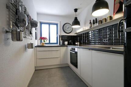 DG-Wohnung mit Schwedenofen & Balkon – Toskana-Viertel - Dörfles-Esbach