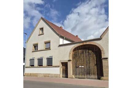 Haus zum Kaufen in Dannstadt-Schauernheim 1.100.000,00 € 320 m²