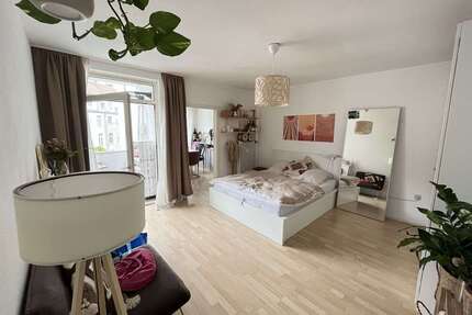 Wohnung zum Kaufen in Düsseldorf 279.000,00 € 74.68 m²