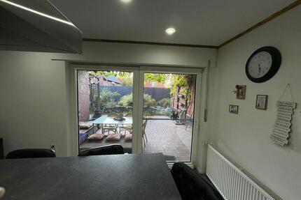 Zentrale2 ZKB, mit Garten und Teichanlage - Großefehn