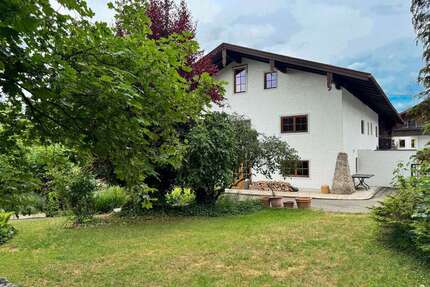 Haus zum Kaufen in Bad Endorf 1.739.000,00 € 406.92 m²