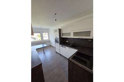 Wohnung zum Mieten in Ainring 888,90 € 88.89 m²