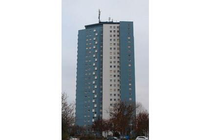 Wohnung 4 Zi., Küche, Bad, gr. Balkon ca. 100 qm zu vermieten - Schweinfurt Haardt