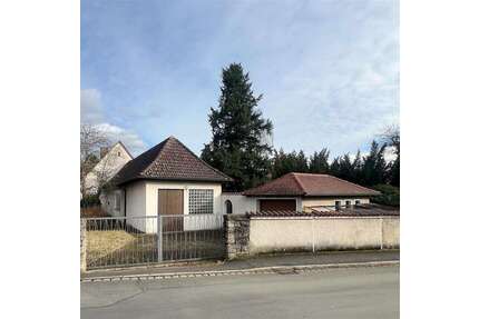 Grundstück zu verkaufen in Schwabach 274.000,00 € 540 m²