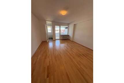 Wohnung zum Mieten in München 750,00 € 32.21 m²