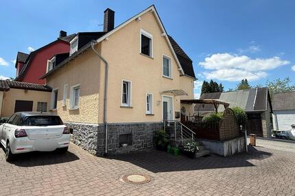 Einfamilienhaus im ruhigen Viertel - Hundsangen