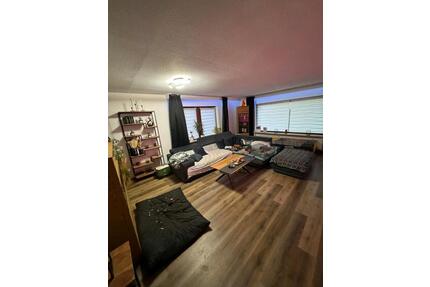 4 Zi Wohnung mit großem Garten in naturnaher Lage KM - Schotten