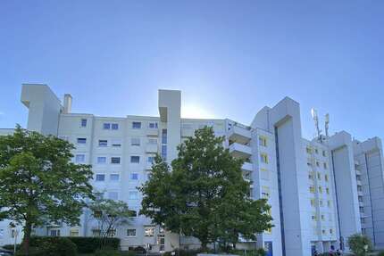 Wohnung zum Mieten in Stuttgart 1.095,00 € 80.9 m²