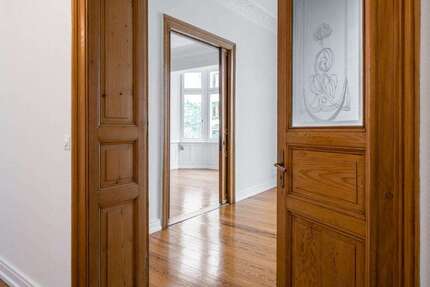 Wohnung zum Mieten in Wiesbaden 3.000,00 € 165 m²