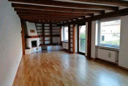 Hinterhaus - 1.100,00&nbsp;EUR Kaltmiete, ca.&nbsp; 125,00&nbsp;m&sup2; in Trier (PLZ: 54294) Feyen-Weismark