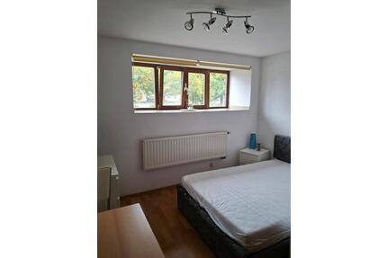 Möbeliertes Monteurzimmer, Ferienzimmer - Steinhöfel