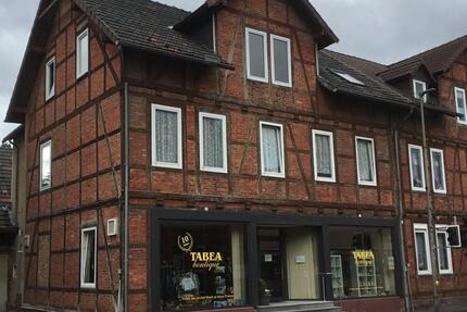 Großzügige Altbau Etagenwohnung mit Gartennutzung - Eschershausen