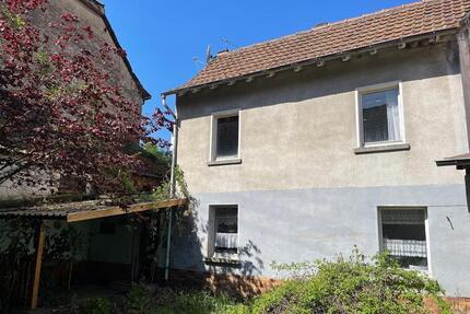 Kleiner Haus mit Garten - 69.999,00&nbsp;EUR Kaufpreis, ca.&nbsp; 69,00&nbsp;m&sup2; in Meisenheim (PLZ: 55590)