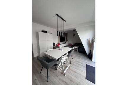 3 Zimmerwohnung - 900,00&nbsp;EUR Kaltmiete, ca.&nbsp; 90,00&nbsp;m&sup2; in Grosselfingen (PLZ: 72415)