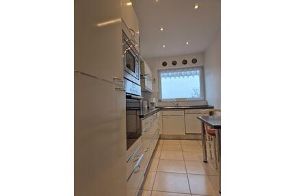 Exklusives Penthouse, große Terrasse, Aufzug & Tiefgarage - Friedrichsthal