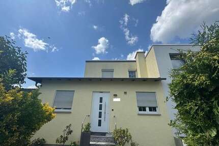 Haus zum Kaufen in Bad Homburg 1.080.000,00 € 121.12 m²