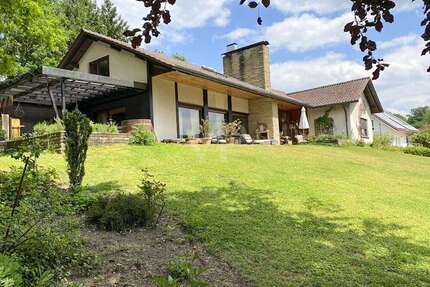 Haus zum Kaufen in Sulzfeld 795.000,00 € 280 m²