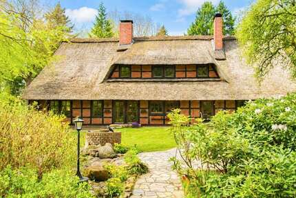 Haus zum Kaufen in Gnarrenburg 385.000,00 € 258.18 m²