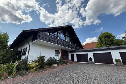 Haus zum Kaufen in Neuhof 659.000,00 € 478 m²