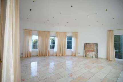 Haus zum Mieten in Bad Salzuflen 1.390,00 € 135 m²