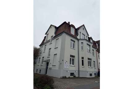 Büro in Celle 910,00 € 121 m² - 910,00&nbsp;EUR Kaltmiete, ca.&nbsp; 121,00&nbsp;m&sup2; in Celle (PLZ: 29221)