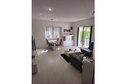 Schöne 4-Zimmer WHG mit Balkon Küche und TG-Stpl. In RA- Niederbü - Rastatt