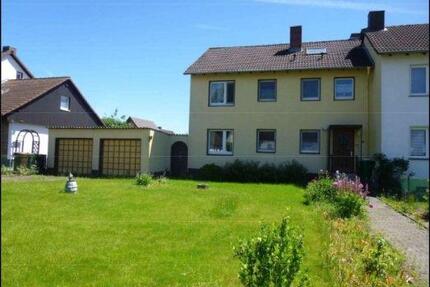 Doppelhaushälfte mit Wintergarten & Doppelgarage in Hofgeismar