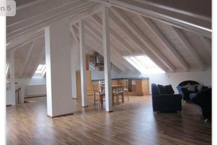 Ansprechende 1-Zimmer-Penthouse-Wohnung im DG in Bad Saulgau