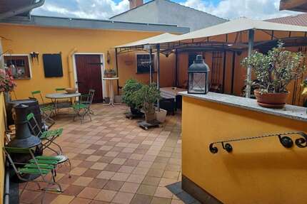 Haus zum Kaufen in Penkun 550.000,00 € 450 m²