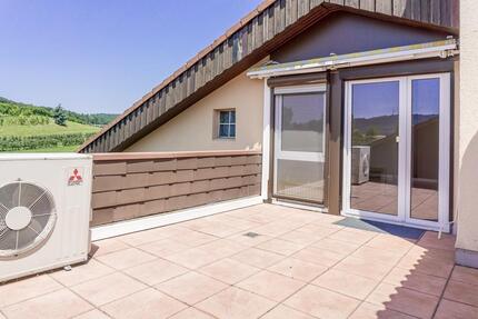 exklusiv Attika-Wohnung Dachterrasse+Balkon 100qm Klima Parkplatz - Büsingen am Hochrhein