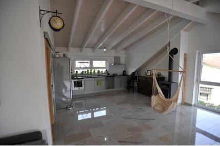 Etagenwohnung im DG-Wohnfläche 135 m² in Karlsbad Ittersbach