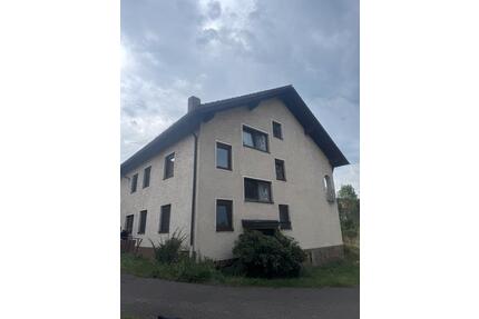Mehrfamilienhaus im vier Seiten Hof in der Nähe vom Sybillenbad - Bad Neualbenreuth
