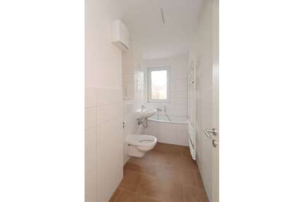 Wohnung zum Mieten in Halle (Saale) 452,34 € 59.13 m²