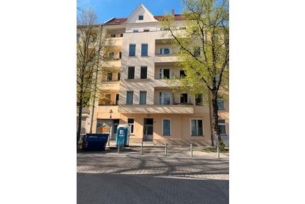 Altbauwohnung 3 Zimmer 76m2 Balkon Keller VH im Schillerkiez - Berlin Neukölln