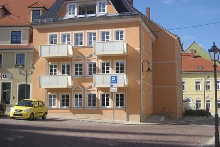 Biete 1-Raum-Wohnung mit kleinem Schlafraum und Bad - Oschatz