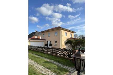 Haus zum Kaufen in Hohen Neuendorf bei Berlin 799.000,00 € 140 m² - Hohen Neuendorf / bei Berlin