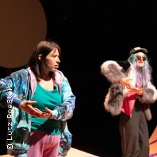 Milch & Schuld - Theater Lübeck