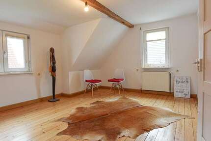 Haus zum Kaufen in Weinstadt 527.000,00 € 174.22 m²