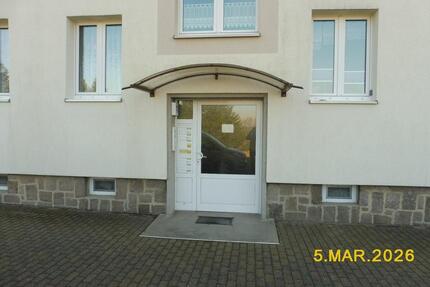 3 12 Zimmer Eigentumswohnung - 30.000,00&nbsp;EUR Kaufpreis, ca.&nbsp; 64,00&nbsp;m&sup2; in Falkenstein/Vogtland (PLZ: 08223)