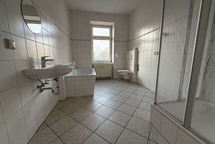 Wohnung zum Mieten in Löbau 500,00 € 110.45 m²