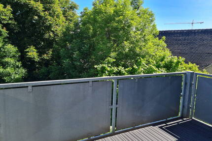 Helle 3-Zimmer-Wohnung mit Balkon & Wannenbad - Wurzen