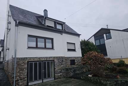 Haus zum Kaufen in Neumagen-Dhron 345.000,00 € 130 m²