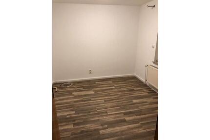 WG Zimmer in WehrdaMarburg - 360,00&nbsp;EUR Kaltmiete, ca.&nbsp; 12,00&nbsp;m&sup2; in Plaidt (PLZ: 56637)