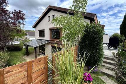 Haus zum Kaufen in Bahlingen 597.000,00 € 149.84 m²