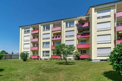 Bezugsfreie 3-Zimmer- Wohnung mit Balkon und Garage in gefragter Wohnlage - Friedrichshafen