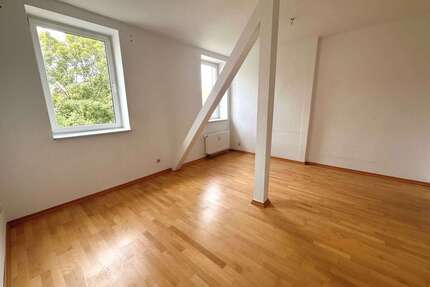 Wohnung zum Mieten in Leipzig 428,57 € 58.5 m²
