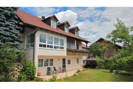 Haus zum Kaufen in Rottenburg a.d. Laaber 420.000,00 € 256 m²