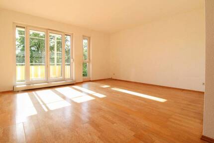 Ihr neues Zuhause in Karlsruhe-Oberreut - 4 Zimmer, 2 Balkone, TG-Stellplatz
